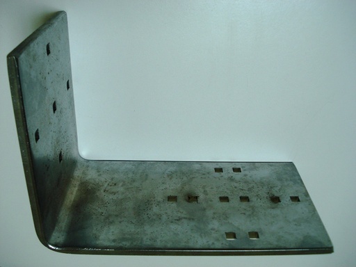 [MSFB1001] Angular para instalar máquina en Pared 50100047